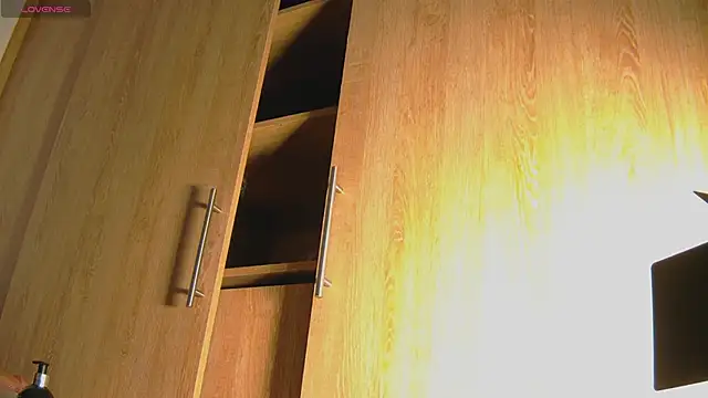 aidaadams online show from October 27, 11:17 am