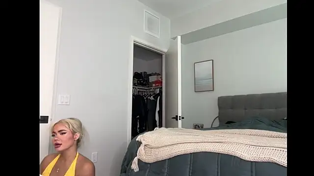 ElenaErickson online show from September 8, 7:46 pm