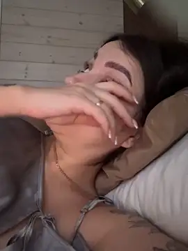 ellie ssexy online show from November 27, 5:21 am