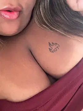 MedusaHot69 online show from May 28, 6:17 pm