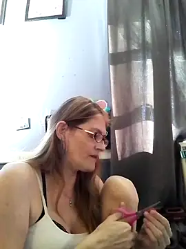 beelzebubblesxo online show from October 7, 7:07 pm