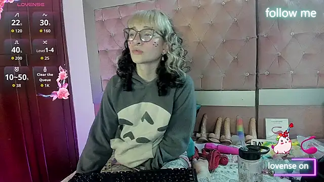 neeko princes online show from March 6, 12:44 pm