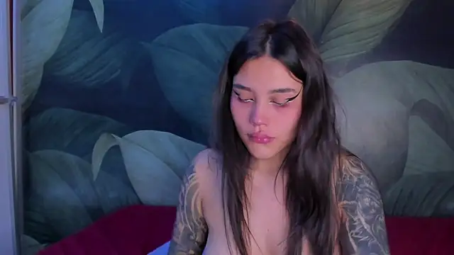 Snapshot of sweett_dirty chatting on October 16, 1:14 pm sweett dirty online show from October 16, 1:14 pm