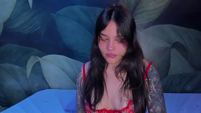 Snapshot of sweett_dirty chatting on October 19, 1:46 pm sweett dirty online show from October 19, 1:46 pm