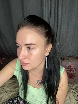 Roxana Bell online show from March 23, 7:42 pm