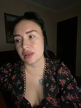 Roxana Bell online show from July 15, 6:56 pm