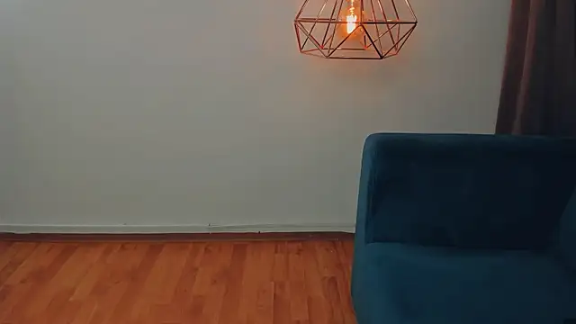 LayaFlow online show from April 17, 12:18 pm