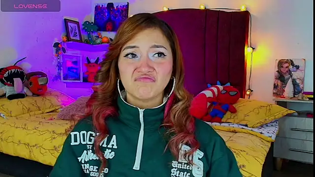 alisson zafiro  online show from November 29, 5:11 am