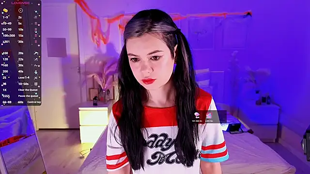 Lil Amelie online show from October 31, 10:19 am