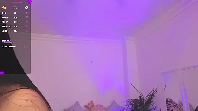 Aleejaa   online show from April 10, 11:49 am