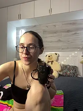 MartiniiSelenna online show from May 29, 6:33 am