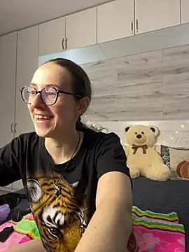 MartiniiSelenna online show from June 2, 6:03 am