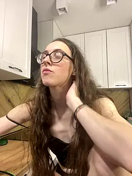 MartiniiSelenna online show from December 3, 9:00 am