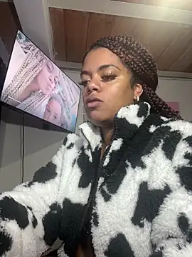 ladyrd1 online show from December 21, 10:57 pm