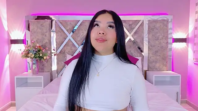 MarianaGarciaa   online show from April 10, 7:09 pm