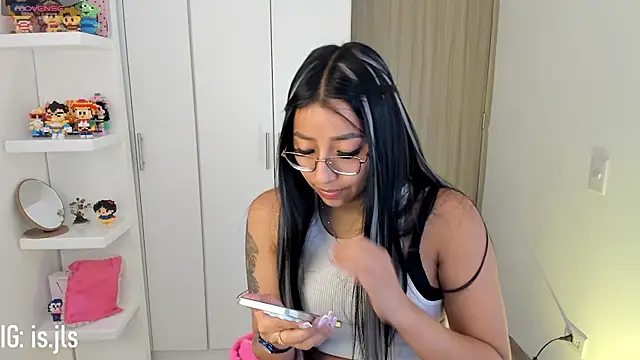 isa bellaa0 online show from October 4, 12:38 am