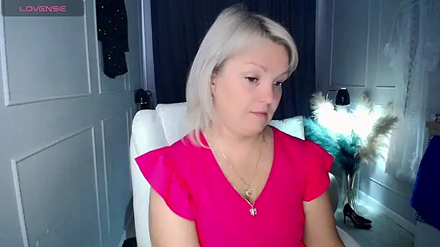 Juarnea online show from April 1, 10:49 am