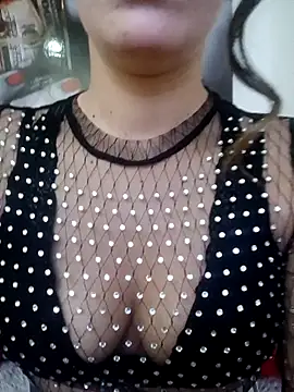 merlinaadams  online show from April 7, 4:09 pm