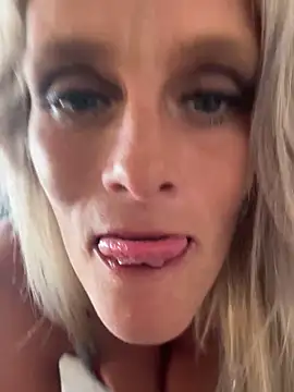 vixendoll87 online show from September 15, 8:49 pm