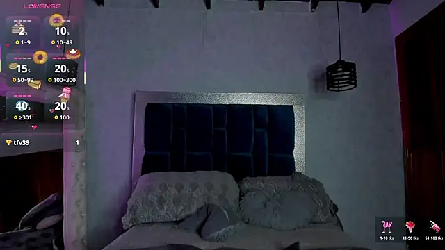 Taiissa  online show from November 15, 8:54 pm