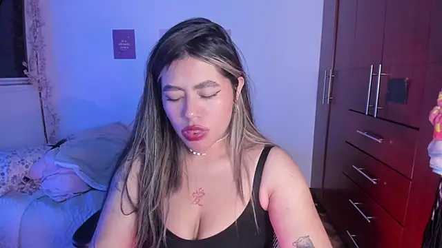 StephaniFox online show from October 19, 2:57 am