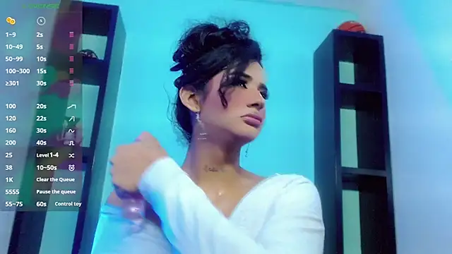 kinverly sexyx online show from April 8, 4:47 am