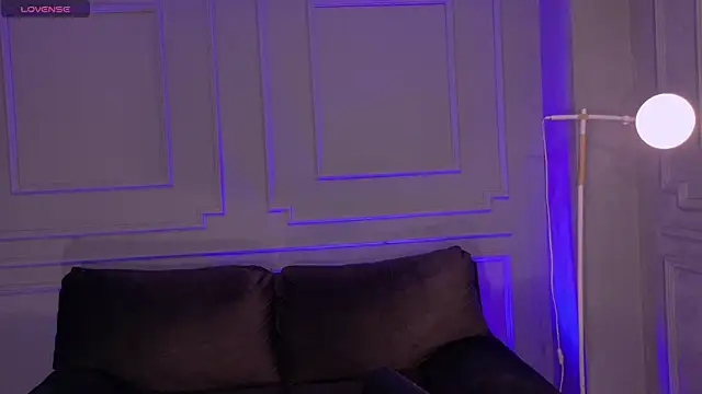 ViolettCastel online show from March 11, 7:38 pm