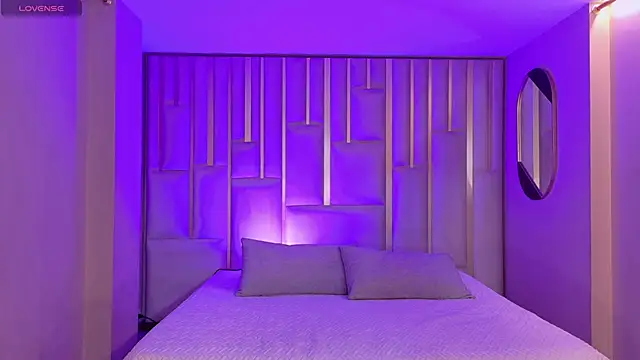 ViolettCastel online show from March 23, 7:31 pm