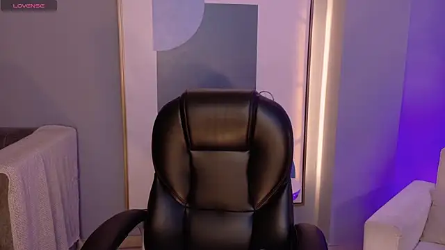 ViolettCastel online show from November 12, 7:45 pm