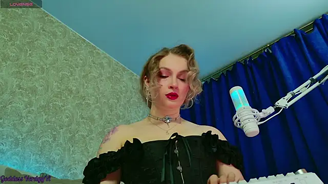 VerdgyMiller online show from December 16, 7:36 am