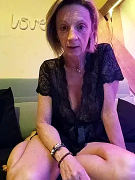 tatianasexymilf online show from March 4, 8:37 pm