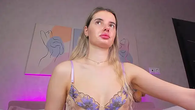 Erika Carpenter online show from March 8, 12:18 am