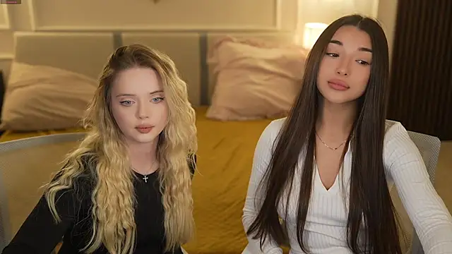 Cassy-Celestial  online show from October 3, 7:35 am