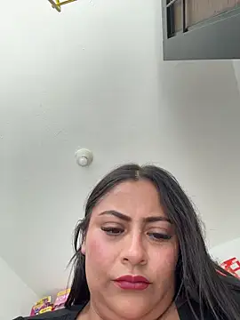 Sol biglips online show from February 25, 4:49 pm