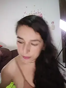 selem hadid online show from February 3, 8:56 pm