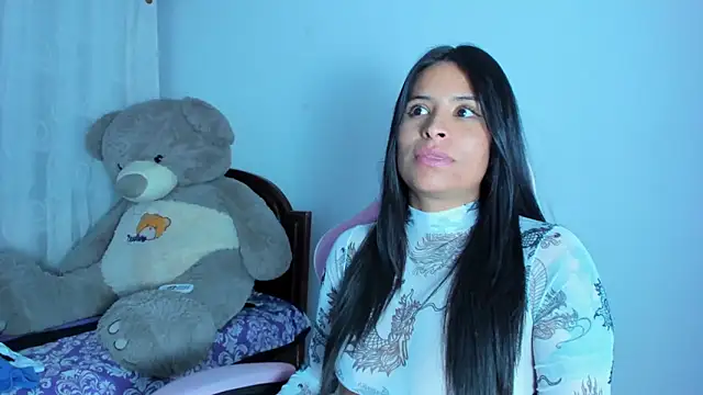 Snapshot of _elektrah chatting on September 17, 3:15 am  elektrah online show from September 17, 3:15 am