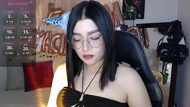 Snapshot of mily_thomson_b_ chatting on September 11, 8:09 pm mily thomson b online show from September 11, 8:09 pm
