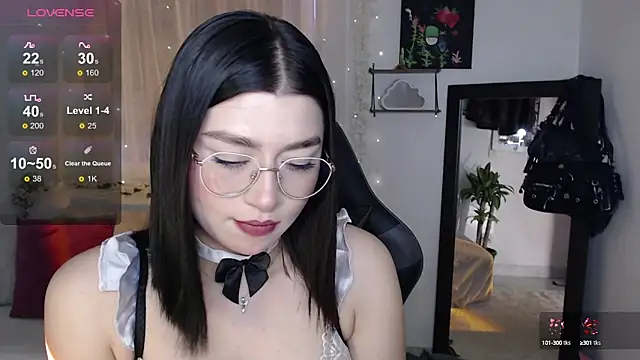 Snapshot of mily_thomson_b_ chatting on September 8, 9:36 pm mily thomson b online show from September 8, 9:36 pm