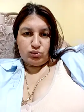 BlackVBarbie online show from July 5, 11:10 pm