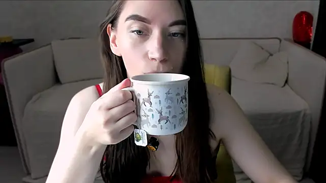 Snapshot of pussyhome2407 chatting on October 9, 8:35 pm pussyhome2407 online show from October 9, 8:35 pm