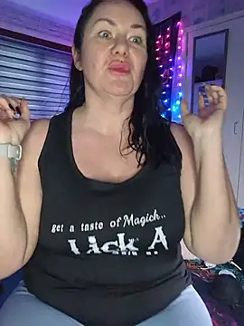 KinkyLittleWitch online show from February 6, 2:09 pm