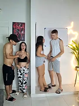 royalgirls x online show from March 13, 1:51 am