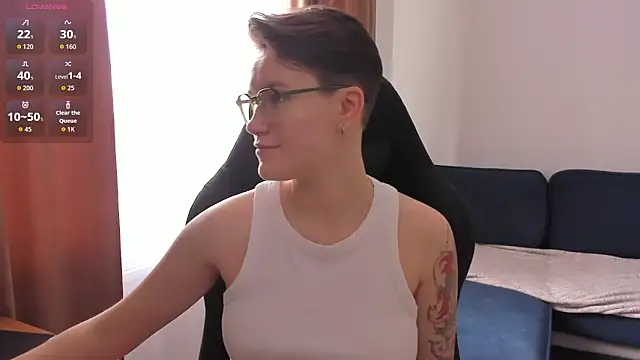 JessieFlower online show from April 11, 8:07 am