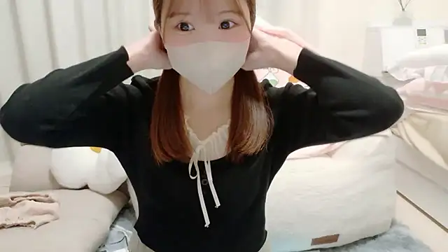 Snapshot of HONO_cha chatting on October 14, 11:24 am HONO cha online show from October 14, 11:24 am