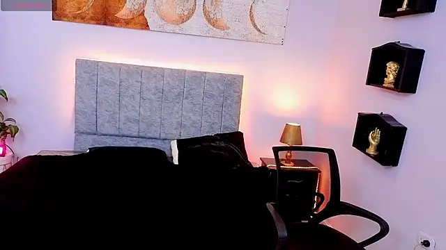 Lana stone  online show from October 7, 4:28 am