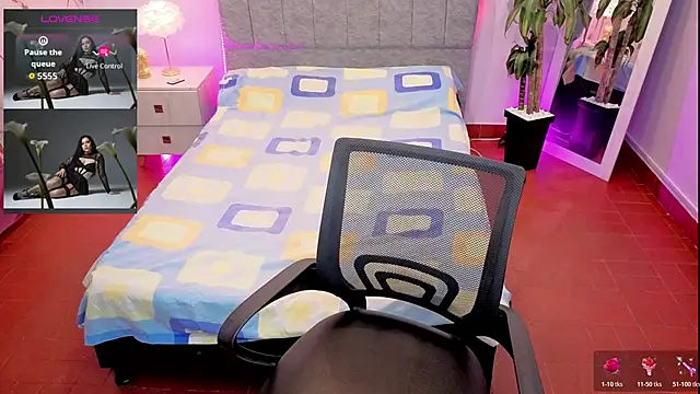 Lana stone  online show from March 21, 4:50 am