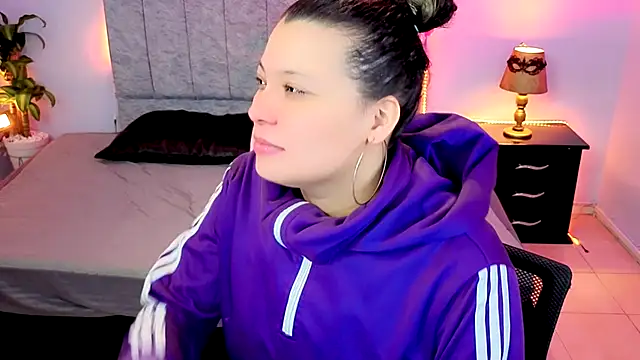 Lana stone  online show from October 11, 3:22 am