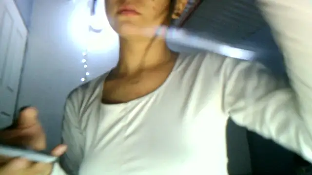 linzeysmith4 online show from March 17, 5:11 am