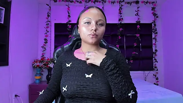 sweelanna   online show from January 6, 1:20 am