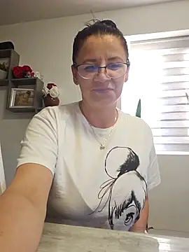 KristenVega online show from October 28, 2:01 pm